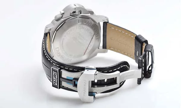 パネライ(PANERAI) ルミノールスーパー時計コピークロノ デイライト PAM00250