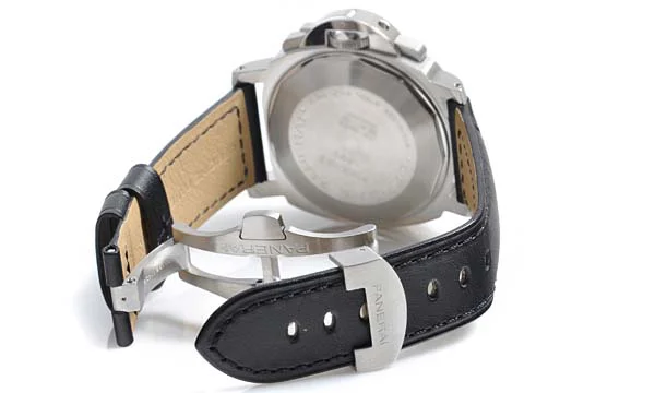 パネライ(PANERAI) ルミノールスーパー時計コピークロノ PAM00162