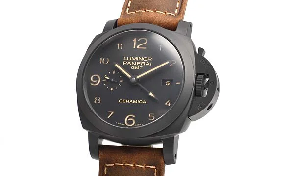 パネライ(PANERAI) ルミノールスーパー時計コピー1950 3デイズ GMT オートマチック チェラミカ PAM00441