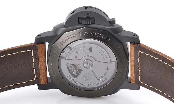 パネライ(PANERAI) ルミノールスーパー時計コピー1950 3デイズ GMT オートマチック チェラミカ PAM00441