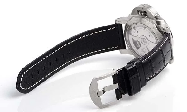 パネライ(PANERAI) コピー時計 ルミノール1950マリーナ3デイズ オートマチック42㎜ PAM00392