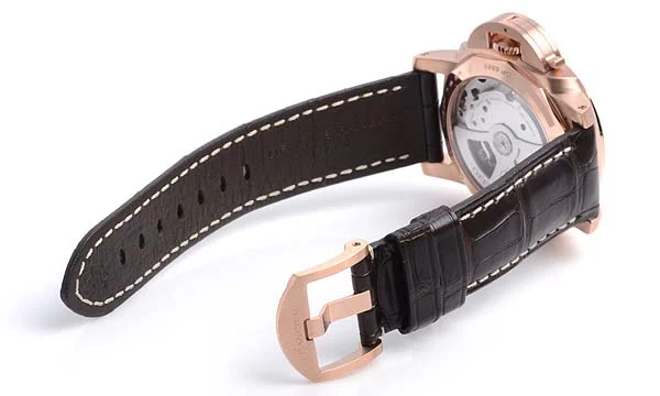 パネライ(PANERAI) コピー時計 ルミノール1950マリーナ3デイズ オートマチック42㎜ PAM00393