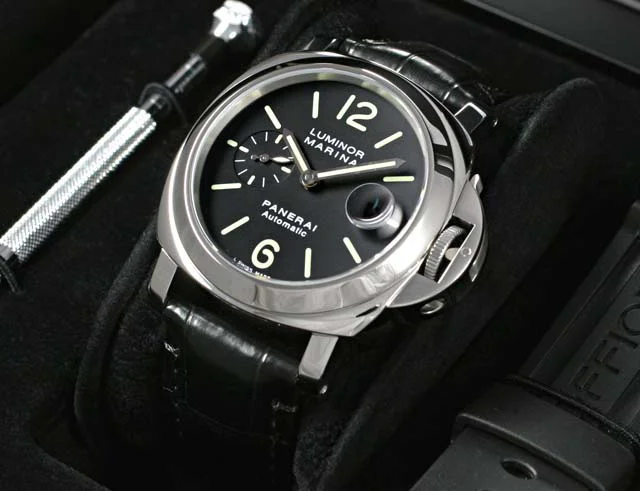 PANERAIパネライ ルミノールスーパー時計コピーマリーナ オートマティック PAM00104 PANERAIパネライ ルミノールスーパー時計コピーマリーナ オートマティック PAM00104