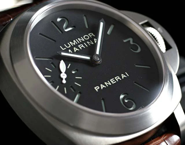 PANERAIパネライ ルミノールスーパー時計コピーマリーナチタン PAM00177