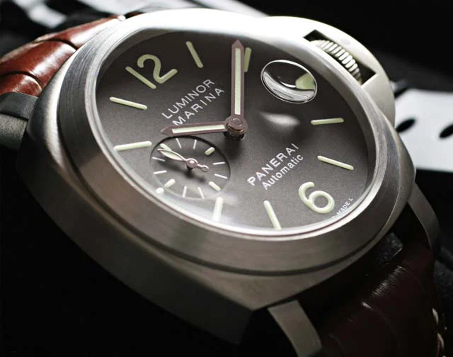 PANERAIパネライ ルミノールスーパー時計コピーマリーナ チタン オートマチック PAM00240
