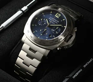 パネライ ルミノールスーパー 1950 3デイズGMTパワーリザーブ PAM00321 スーパーコピー 時計