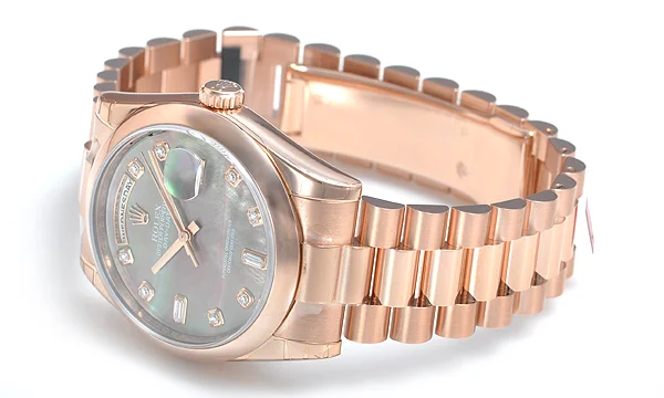 ロレックス(ROLEX) 時計 デイデイト 118205NG