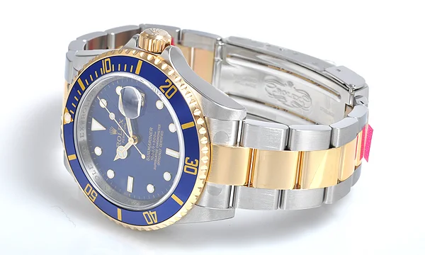 ロレックス(ROLEX) 時計 サブマリーナデイト  【生産終了モデル】 16613