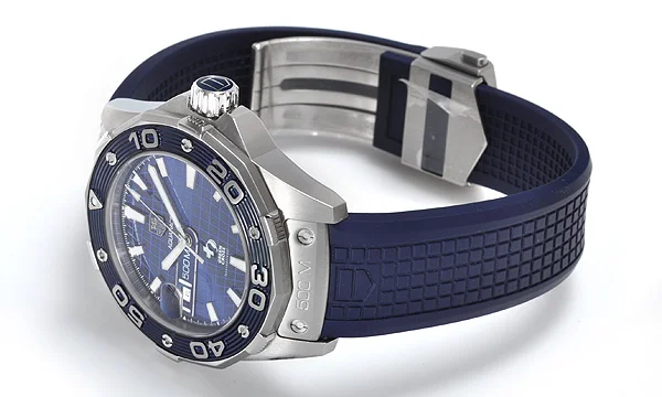 TAG タグ·ホイヤー時計コピー キャリバー5 500M WAJ2116.FT6022