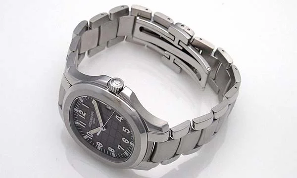 パテックフィリップ 腕時計コピー Patek Philippeアクアノート ラージサイズ 5167/1A-001 パテックフィリップ 腕時計コピー Patek Philippeアクアノート ラージサイズ 5167/1A-001