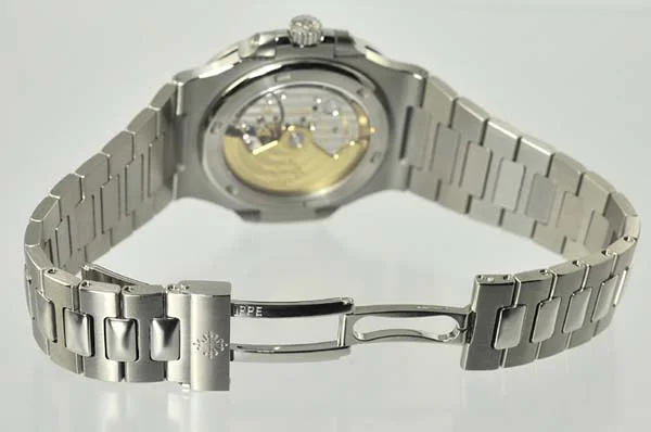 パテックフィリップ 腕時計コピー Patek Philippeノーチラス NAUTILUS 5711/1A パテックフィリップ 腕時計コピー Patek Philippeノーチラス NAUTILUS 5711/1A