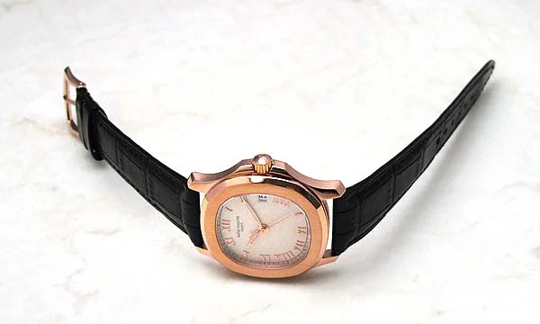 パテックフィリップ 腕時計コピー Patek Philippeノーチラス　NAUTILUS　5060SR