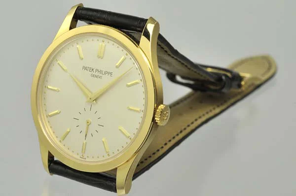 パテックフィリップ 腕時計コピー Patek Philippeカラトラバ　5196J